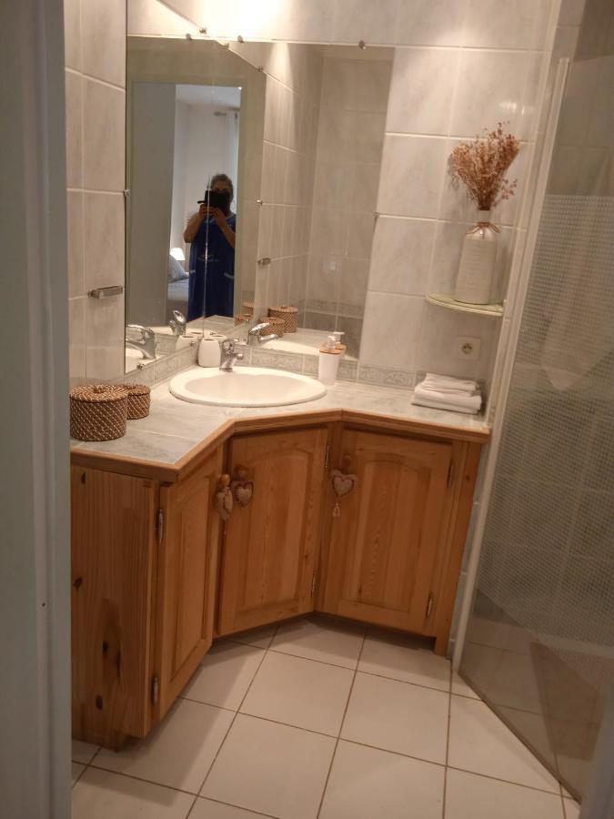 Chez Marie Bed & Breakfast Regusse Ngoại thất bức ảnh